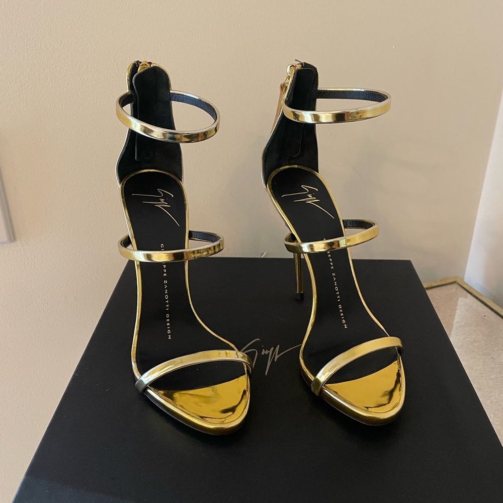Giuseppe Zanotti heels